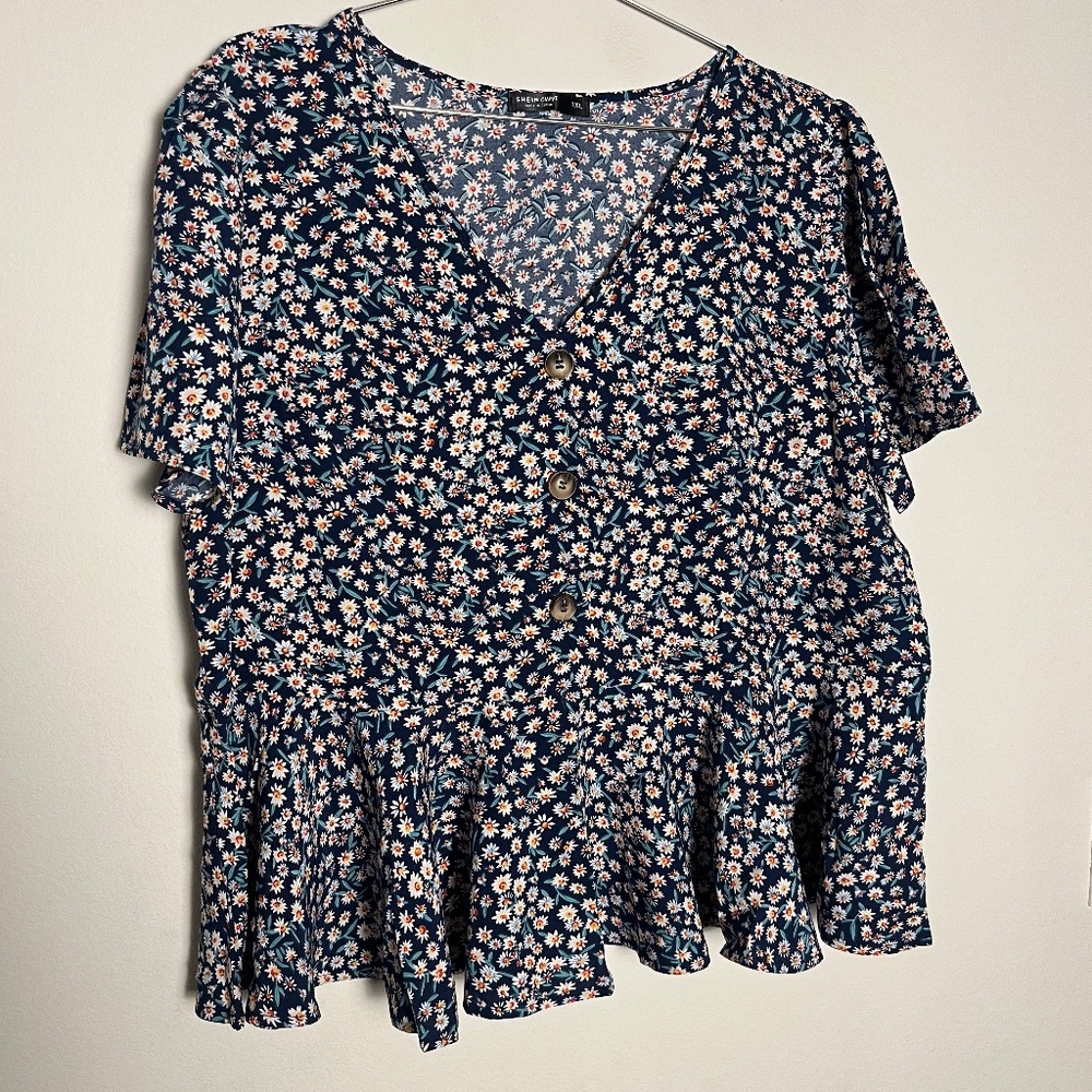 Floral Button Blouse
